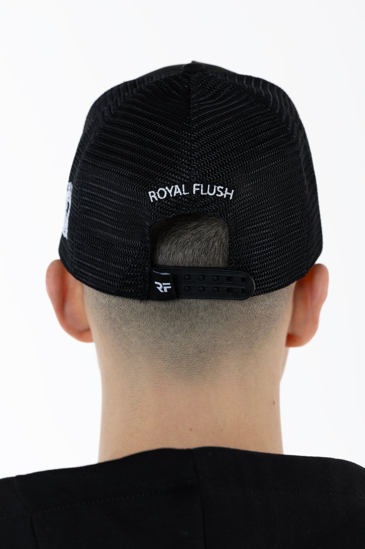 L20 Black & White Cap